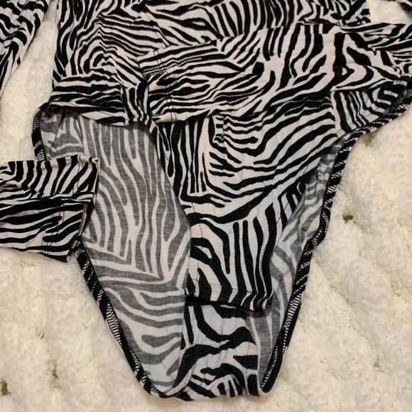 Andamane bodysuit in Medium - Picture 3 of 3